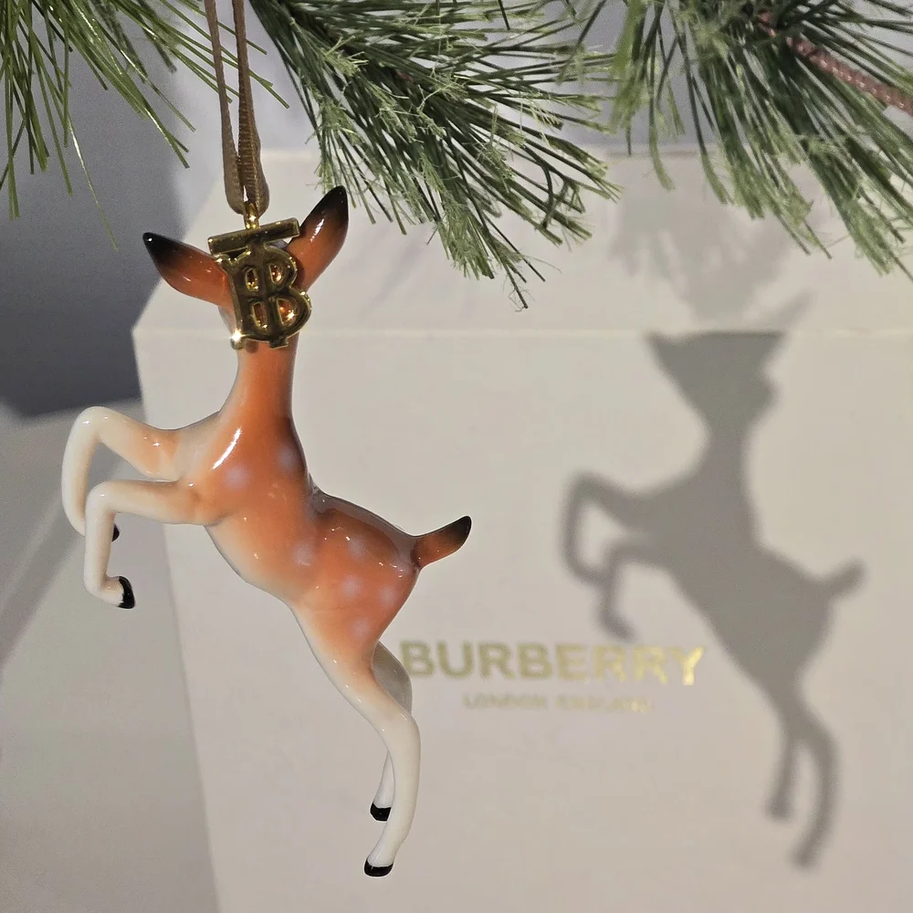 PRICE DROP‼️NWT BURBERRY Porcelain Deer Ornament with Gold 